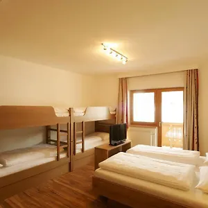 Familien & Wohlfuhlhotel Johanneshof 3*, Saalbach Österreich