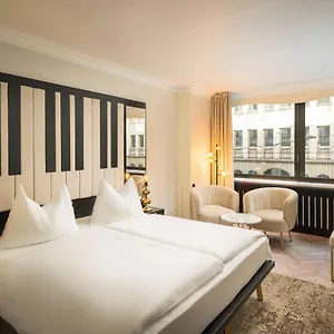 Hotel Elaya Center, Viena