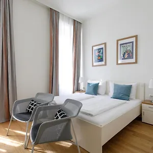 Hotel Riess - Self Check-in, Viena