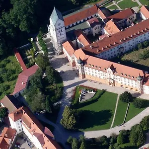 https://hotel-schyrenhof.com-bavaria.com