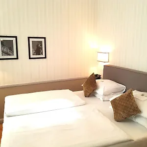 Hotel Kaerntnerhof, Viena