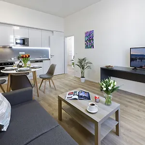 Downtown Jugoslavska Apartahotel Praga